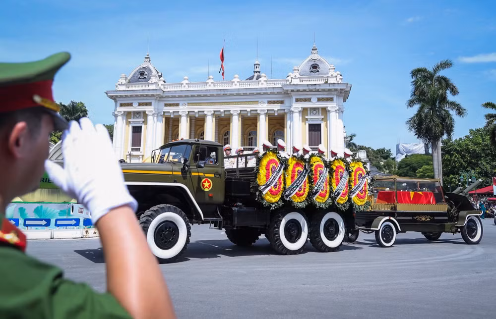 Toàn cảnh Lễ truy điệu và Lễ an táng Tổng Bí thư Nguyễn Phú Trọng ảnh 58 Toàn cảnh Lễ truy điệu và Lễ an táng Tổng Bí thư Nguyễn Phú Trọng ảnh 58