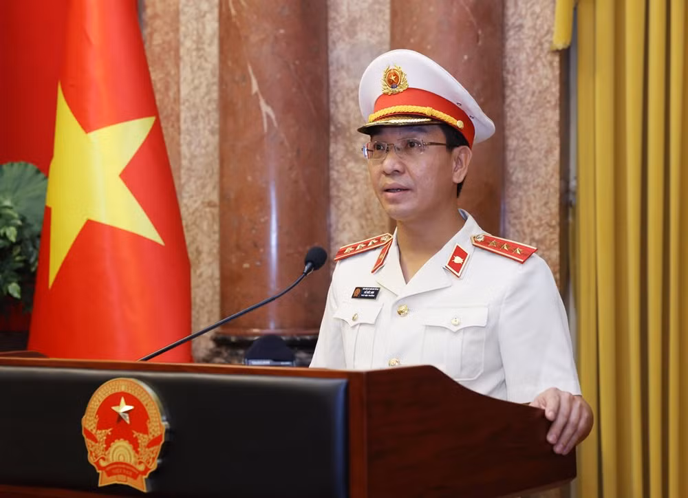 Phó Viện trưởng Viện Kiểm sát nhân dân tối cao Hồ Đức Anh phát biểu nhận nhiệm vụ. Ảnh: TTXVN