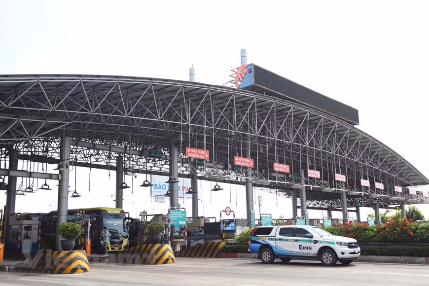 Nhiều phương tiện gặp lỗi khi qua trạm thu phí không dừng ảnh 19 Nhiều phương tiện gặp lỗi khi qua trạm thu phí không dừng ảnh 19