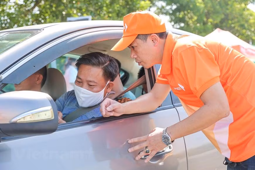 Nhiều phương tiện gặp lỗi khi qua trạm thu phí không dừng ảnh 7 Nhiều phương tiện gặp lỗi khi qua trạm thu phí không dừng ảnh 7