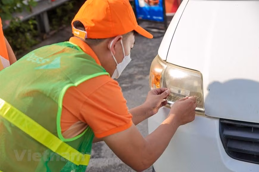 Nhiều phương tiện gặp lỗi khi qua trạm thu phí không dừng ảnh 12 Nhiều phương tiện gặp lỗi khi qua trạm thu phí không dừng ảnh 12