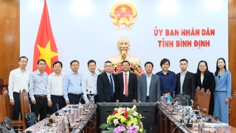 Các đại biểu dự hội nghị tại điểm cầu Bình Định. 