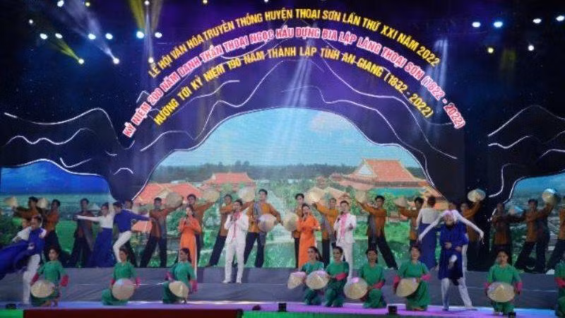 Lễ hội văn hóa truyền thống tại huyện Thoại Sơn trong chuỗi sự kiện 190 năm thành lập tỉnh.