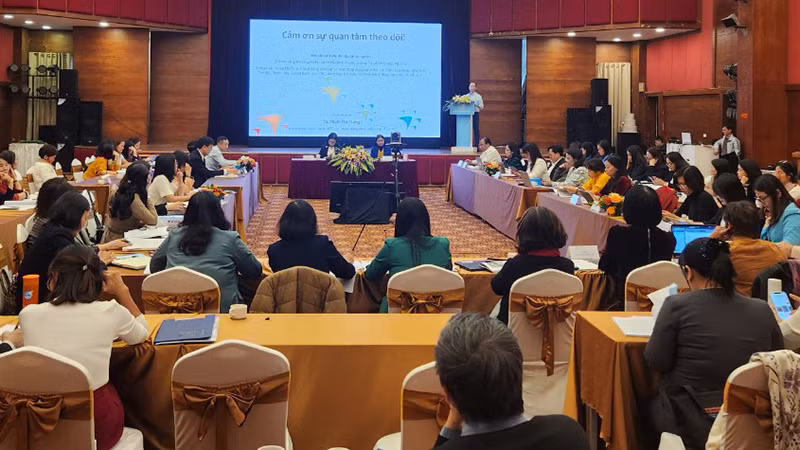 Quang cảnh hội thảo. Quang cảnh hội thảo.