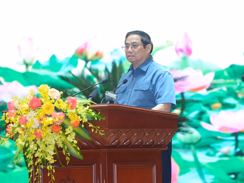 Thủ tướng Phạm Minh Chính phát biểu ý kiến chỉ đạo Hội nghị Quân chính toàn quân 6 tháng đầu năm 2023. Thủ tướng Phạm Minh Chính phát biểu ý kiến chỉ đạo Hội nghị Quân chính toàn quân 6 tháng đầu năm 2023.