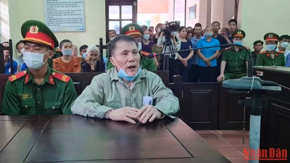 Bị cáo Hà Văn Thành tại phiên tòa xét xử. (Ảnh: Hà Hồng Hà) 