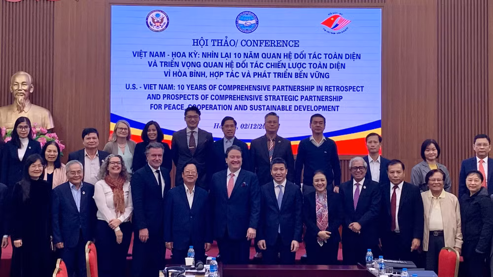 Các đại biểu tham dự Hội thảo.