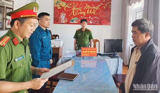 Bắt giam thuyền trưởng trong vụ lật ca nô tại biển Cửa Đại làm 17 người chết