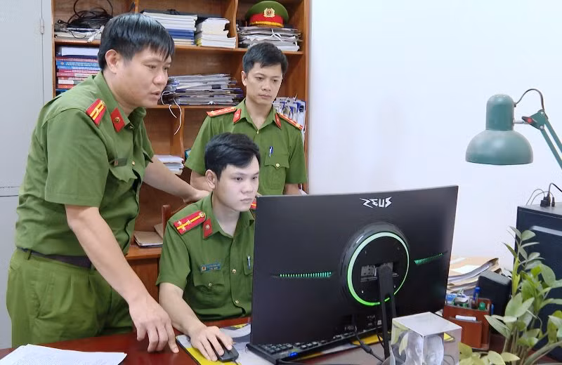 Công an điều tra, xác minh thủ đoạn lừa đảo qua mạng xã hội.
