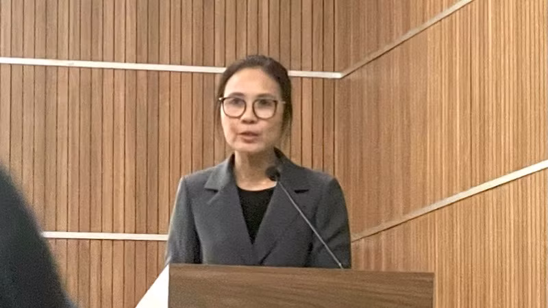 Phó trưởng Ban Tôn giáo Chính phủ (Bộ Dân tộc và Tôn giáo) Trần Thị Minh Nga phát biểu.