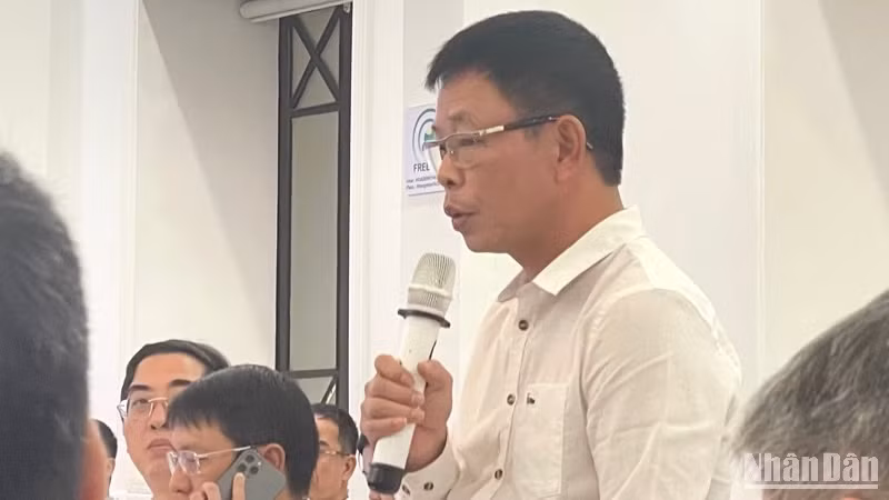 Tổng Biên tập báo Tiền Phong Phùng Công Sưởng góp ý vào dự thảo Luật Báo chí (sửa đổi).