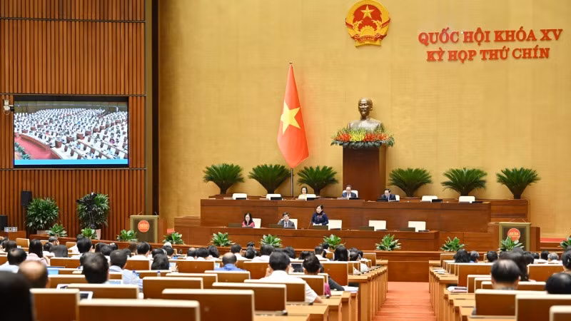 Quốc hội làm việc tại hội trường ngày 21/5. (Ảnh: THỦY NGUYÊN)