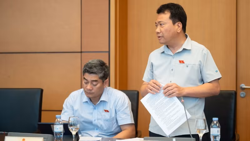 Đại biểu Ngô Trung Thành (đoàn Đắk Lắk).(Ảnh: quochoi.vn)