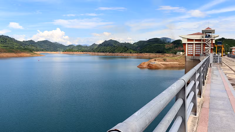 Các hồ chứa thủy lợi, thủy điện lớn ở Quảng Ngãi cần được vận hành linh hoạt, điều tiết nước hợp lý để phòng chống hạn hán cho vùng hạ du.