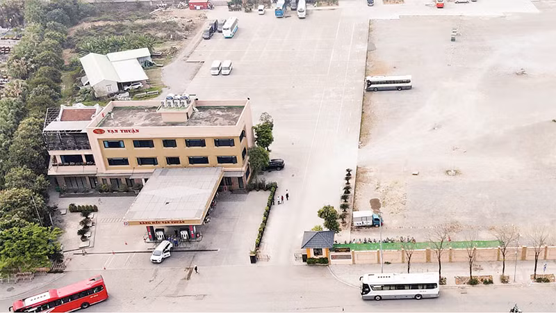 Khu đất thuộc dự án bãi đỗ xe của Công ty cổ phần Đầu tư và Kinh doanh xuất nhập khẩu Vạn Thuận.