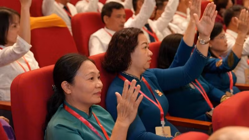 Các đại biểu hiệp thương cử Ủy ban Mặt trận tổ quốc Việt Nam thành phố Hà Nội khóa XVIII.