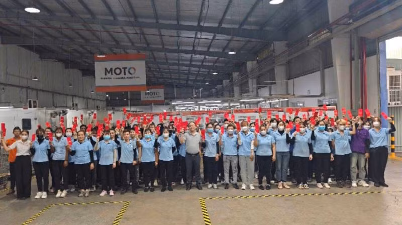 Công ty Trách nhiệm hữu hạn Motomotion Việt Nam ở Khu công nghiệp Mỹ Phước 3 (tỉnh Bình Dương) tuyển thêm 3.300 lao động nhằm phục vụ sản xuất, kinh doanh của doanh nghiệp. Công ty Trách nhiệm hữu hạn Motomotion Việt Nam ở Khu công nghiệp Mỹ Phước 3 (tỉnh Bình Dương) tuyển thêm 3.300 lao động nhằm phục vụ sản xuất, kinh doanh của doanh nghiệp.