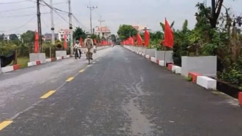 Con đường “ý Đảng, lòng dân” đã hoàn thành.