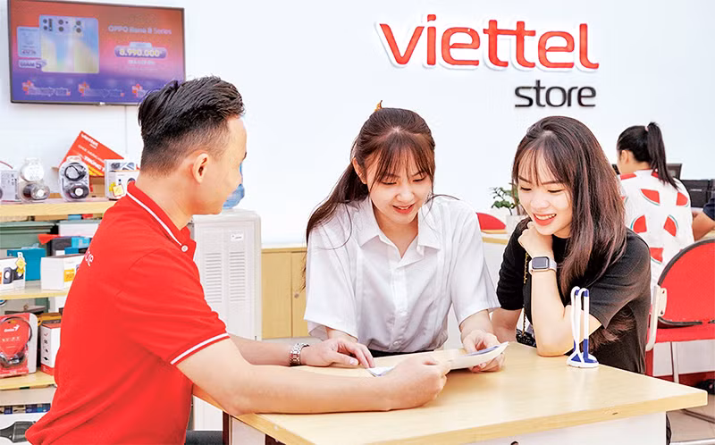 Viettel là doanh nghiệp Việt duy nhất lọt trong “Bảng xếp hạng Top 500 thương hiệu giá trị nhất thế giới 2024”. Ảnh: MAI NGỌC Viettel là doanh nghiệp Việt duy nhất lọt trong “Bảng xếp hạng Top 500 thương hiệu giá trị nhất thế giới 2024”. Ảnh: MAI NGỌC