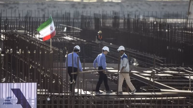 Công trường xây dựng giai đoạn 2 của Nhà máy điện hạt nhân Bushehr của Iran ở Bushehr, miền nam Iran, vào ngày 10/11/2019. (Ảnh: XINHUA)