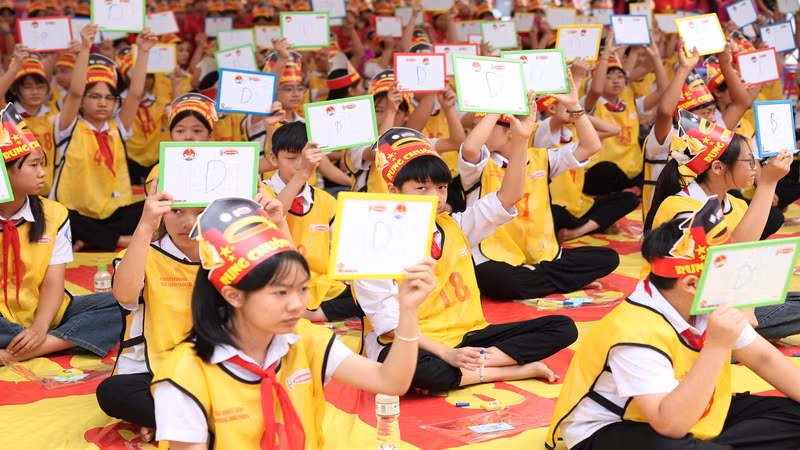 Học sinh tham gia cuộc thi Rung chuông vàng năm 2025. Học sinh tham gia cuộc thi Rung chuông vàng năm 2025.