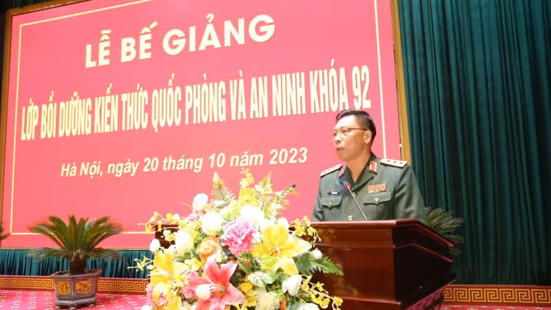 Thượng tướng Trần Việt Khoa phát biểu ý kiến tại buổi lễ.