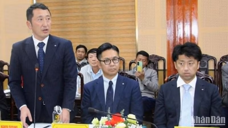 Đối tác đến từ Nhật Bản chia sẻ kinh nghiệm trong sản xuất và bao tiêu sản phẩm với huyện Hưng Hà. Đối tác đến từ Nhật Bản chia sẻ kinh nghiệm trong sản xuất và bao tiêu sản phẩm với huyện Hưng Hà.