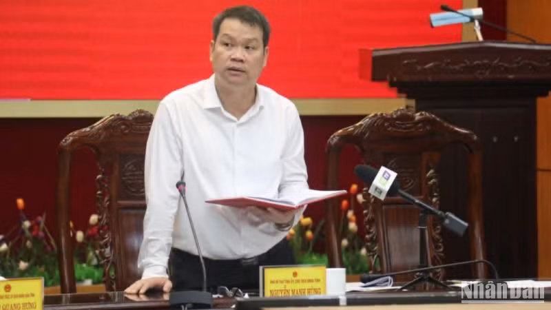 Ông Nguyễn Mạnh Hùng, Chủ tịch Ủy ban nhân dân tỉnh Thái Bình phát biểu kết luận buổi đối thoại.