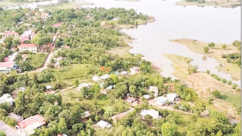 Nhờ xuất khẩu lao động nước ngoài, tỷ lệ hộ nghèo ở huyện Hướng Hóa (tỉnh Quảng Trị) giảm dần qua từng năm.