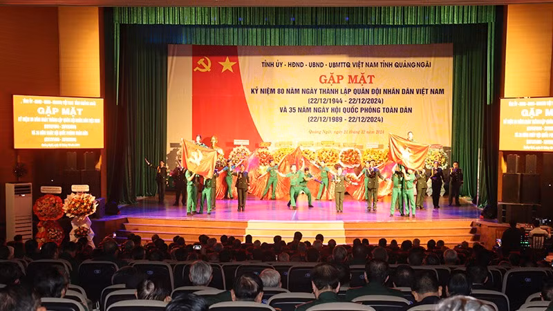 Quang cảnh buổi gặp mặt kỷ niệm 80 năm Ngày thành lập Quân đội nhân dân Việt Nam. 