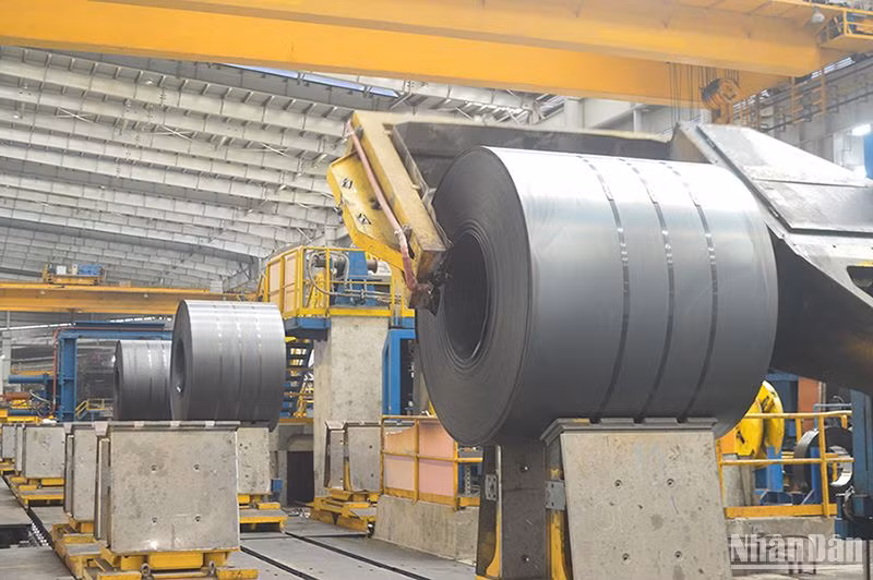 Dây chuyền sản xuất HRC hiện đại tại Khu liên hợp sản xuất gang thép Hòa Phát Dung Quất (Quảng Ngãi).