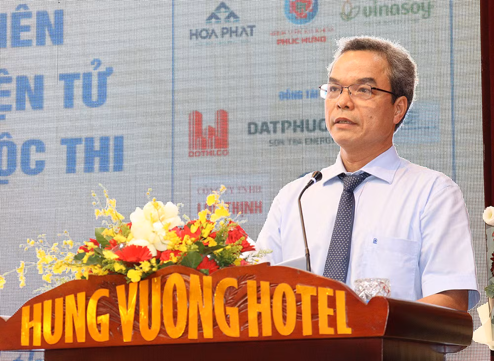 Trưởng Ban Tuyên giáo Tỉnh ủy Quảng Ngãi Đặng Ngọc Dũng phát biểu tại buổi lễ.