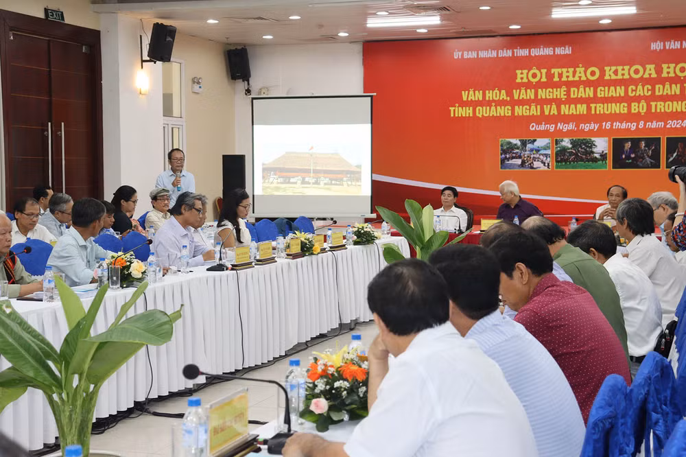 Nhà nghiên cứu Tôn Thất Hướng, Chi hội trưởng Hội văn nghệ dân gian tỉnh Quảng Nam.
