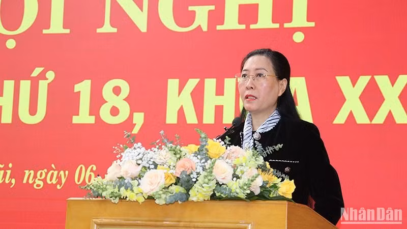 Bí thư Tỉnh ủy Quảng Ngãi Bùi Thị Quỳnh Vân phát biểu khai mạc hội nghị.