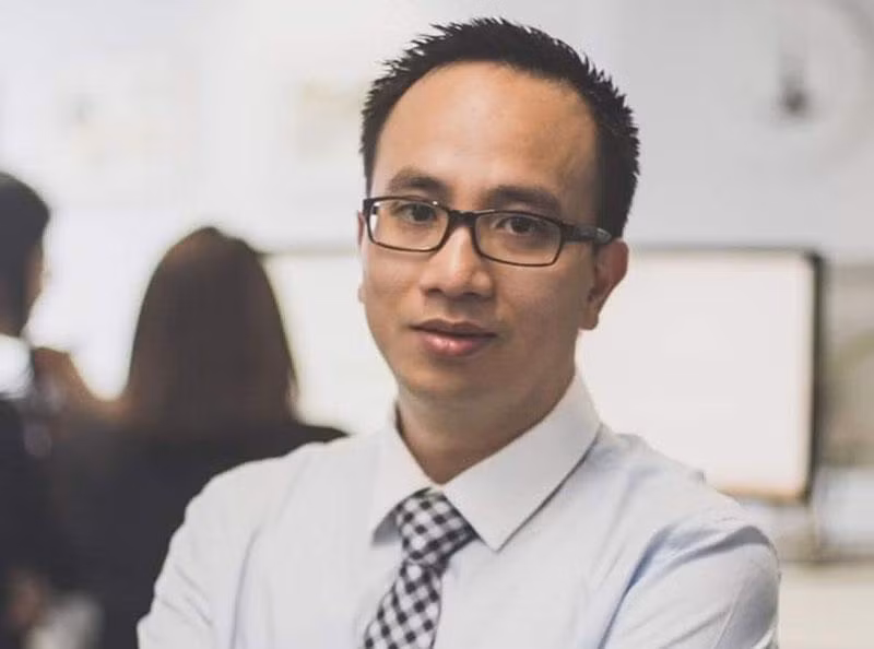 Ông Harry Hoàng.