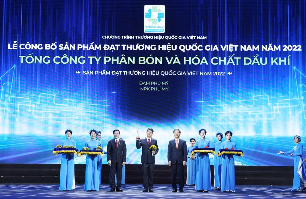 Phân bón Phú Mỹ lần thứ 5 liên tiếp được công nhận là Thương hiệu quốc gia 
