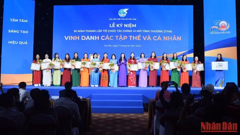 Vinh danh các tập thể, cá nhân của TYM. Vinh danh các tập thể, cá nhân của TYM.