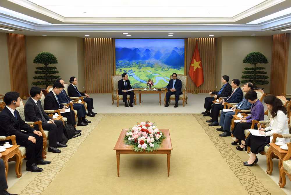 Quang cảnh buổi tiếp. Quang cảnh buổi tiếp.