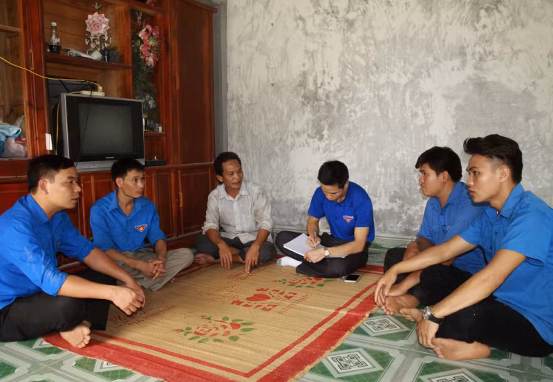Công tác phát triển đảng viên là thanh niên người dân tộc ở các xã vùng sâu, vùng xa cũng được tỉnh Sơn La quan tâm.