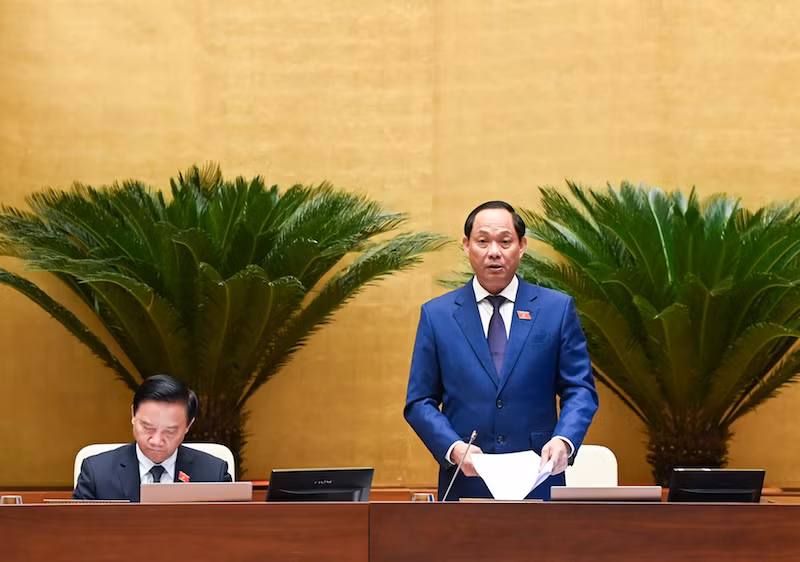 Phó Chủ tịch Quốc hội Trần Quang Phương điều hành phiên họp. Phó Chủ tịch Quốc hội Trần Quang Phương điều hành phiên họp.