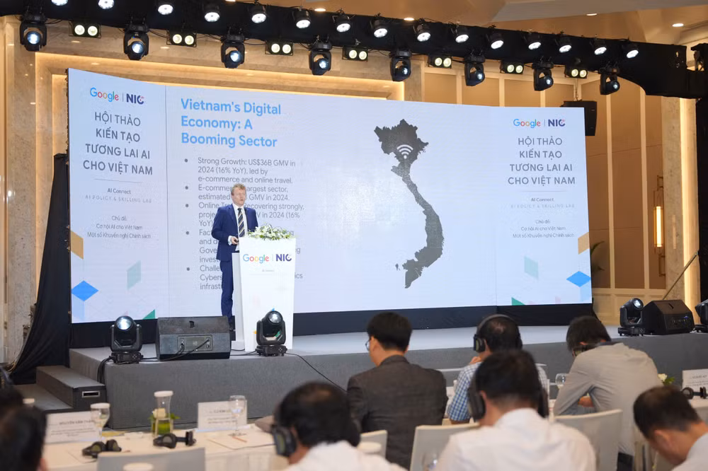 Ông Andrew Ure, Giám đốc Cấp Cao Quan hệ Chính Phủ và Chính Sách Công của Google Đông Nam Á. Ảnh: NIC