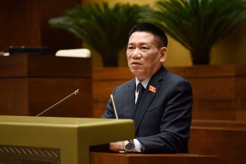 Bộ trưởng Tài chính Hồ Đức Phớc.