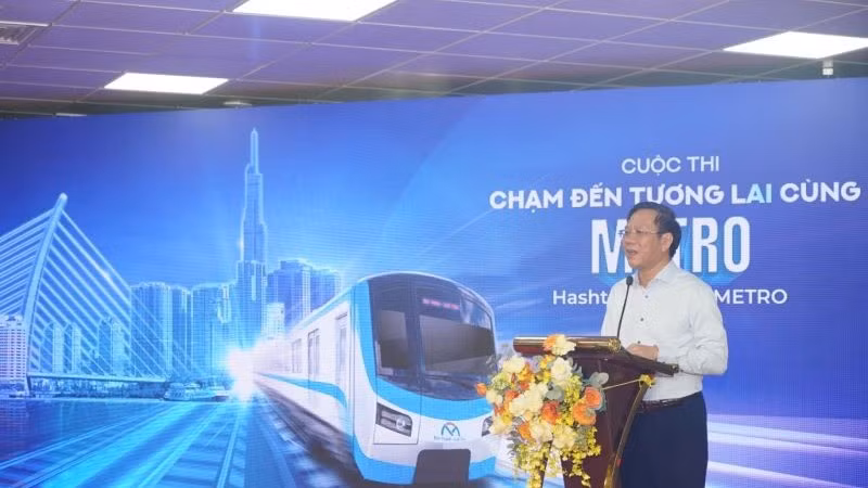 Lãnh đạo Sở Thông tin và Truyền thông phát biểu tại lễ phát động cuộc thi. (Ảnh: THẾ ANH)