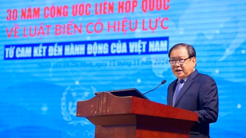 Nhà báo Mai Ngọc Phước, Phó Chủ tịch Hội Nhà báo Thành phố Hồ Chí Minh, Tổng Biên tập báo Pháp Luật Thành phố Hồ Chí Minh phát biểu tại hội thảo.