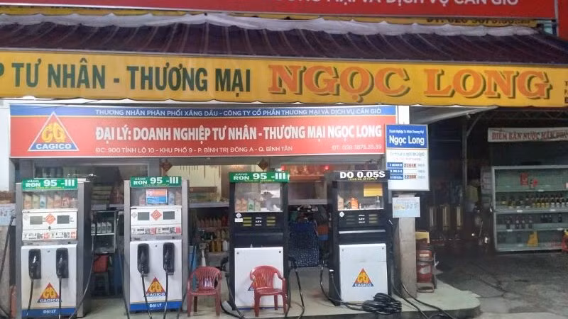 Đoàn kiểm tra liên ngành sẽ đối chiếu dữ liệu từ cột đo xăng dầu với dữ liệu mà các đơn vị kinh doanh, bán lẻ xăng dầu đã lập hóa đơn bán hàng.