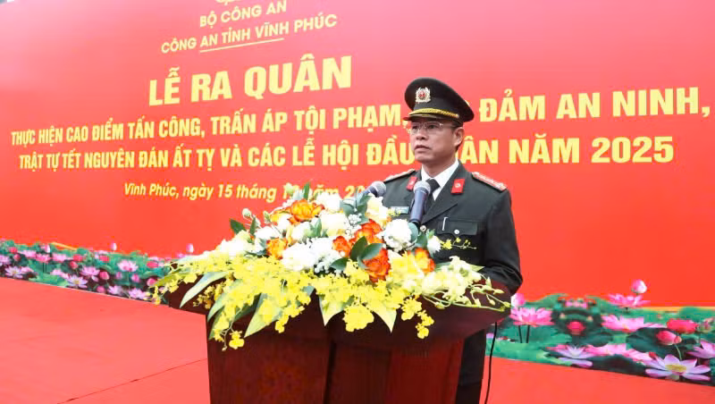 Đại tá Thân Văn Hải, Giám đốc Công an tỉnh chỉ đạo các lực lượng thực hiện đúng kế hoạch. Đại tá Thân Văn Hải, Giám đốc Công an tỉnh chỉ đạo các lực lượng thực hiện đúng kế hoạch.
