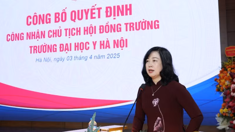 Bộ trưởng Y tế Đào Hồng Lan phát biểu ý kiến tại buổi lễ.