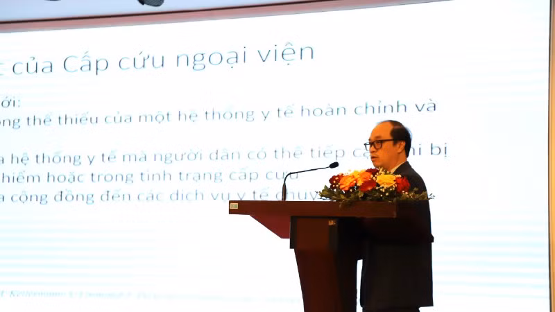 Giám đốc Trung tâm Cấp cứu 115 Hà Nội Nguyễn Thành trao đổi tại hội thảo. Giám đốc Trung tâm Cấp cứu 115 Hà Nội Nguyễn Thành trao đổi tại hội thảo.