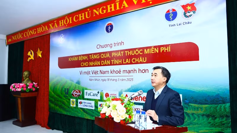 Thứ trưởng Y tế Trần Văn Thuấn phát biểu tại chương trình.