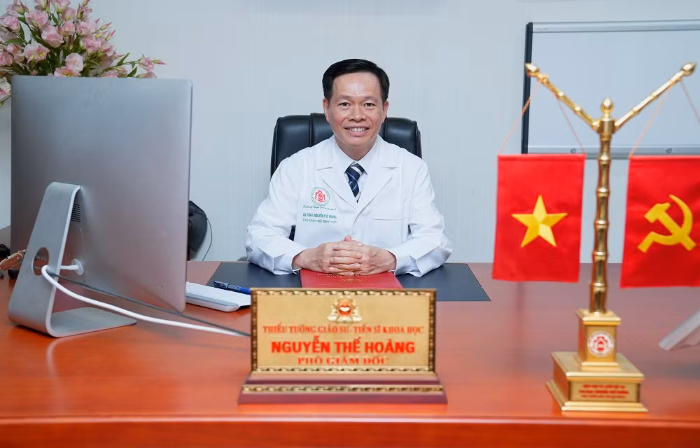 Thiếu tướng, Giáo sư, Tiến sĩ Khoa học, Thầy thuốc Nhân dân Nguyễn Thế Hoàng. (Nguồn: Bệnh viện Trung ương Quân đội 108)